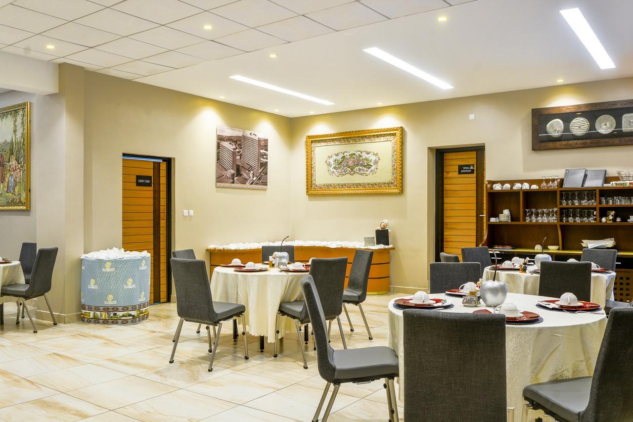 Hotel La Falaise Bonanjo Douala Exterior photo